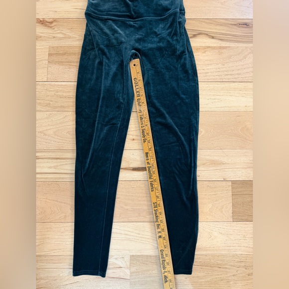 Spanx size large leggings - Picture 5 of 6